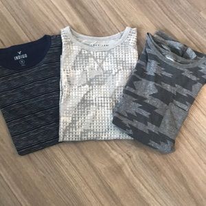 Lot of 3 Men’s size medium AMERICAN EAGLE Shirts